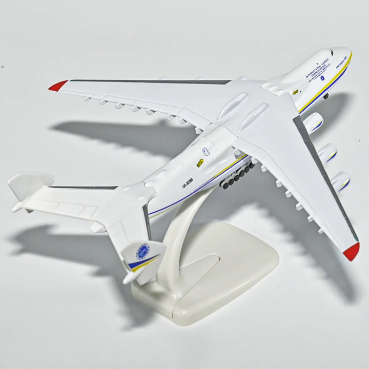 20cm Alloy ANTONOV 225 Airlines Ukraine An-225 Mriya World's Largest Military Cargo Aircraft Die-Cast Large Transport Aircraft